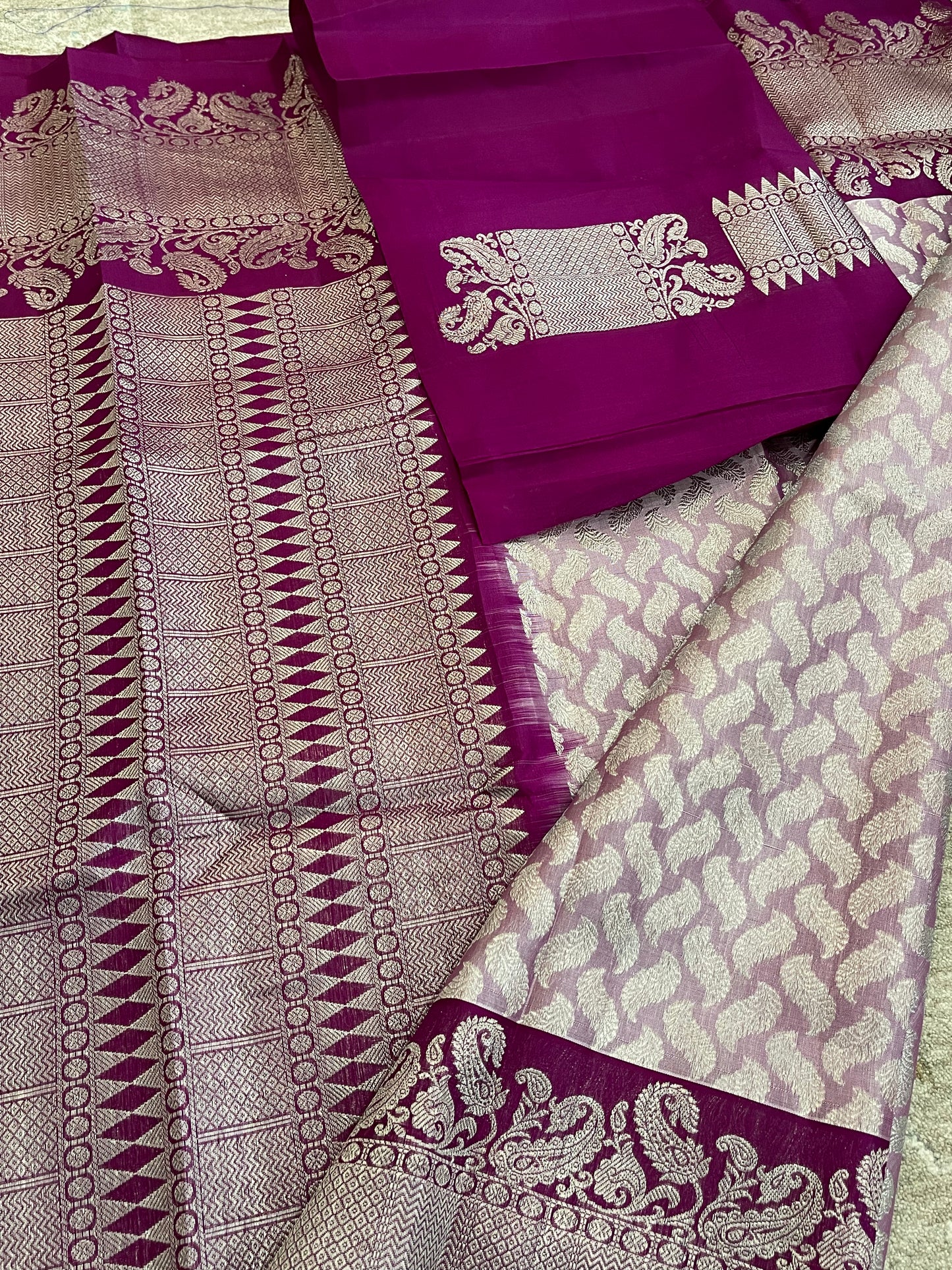 Unique Light Purple Saree with Crimson Zari Border