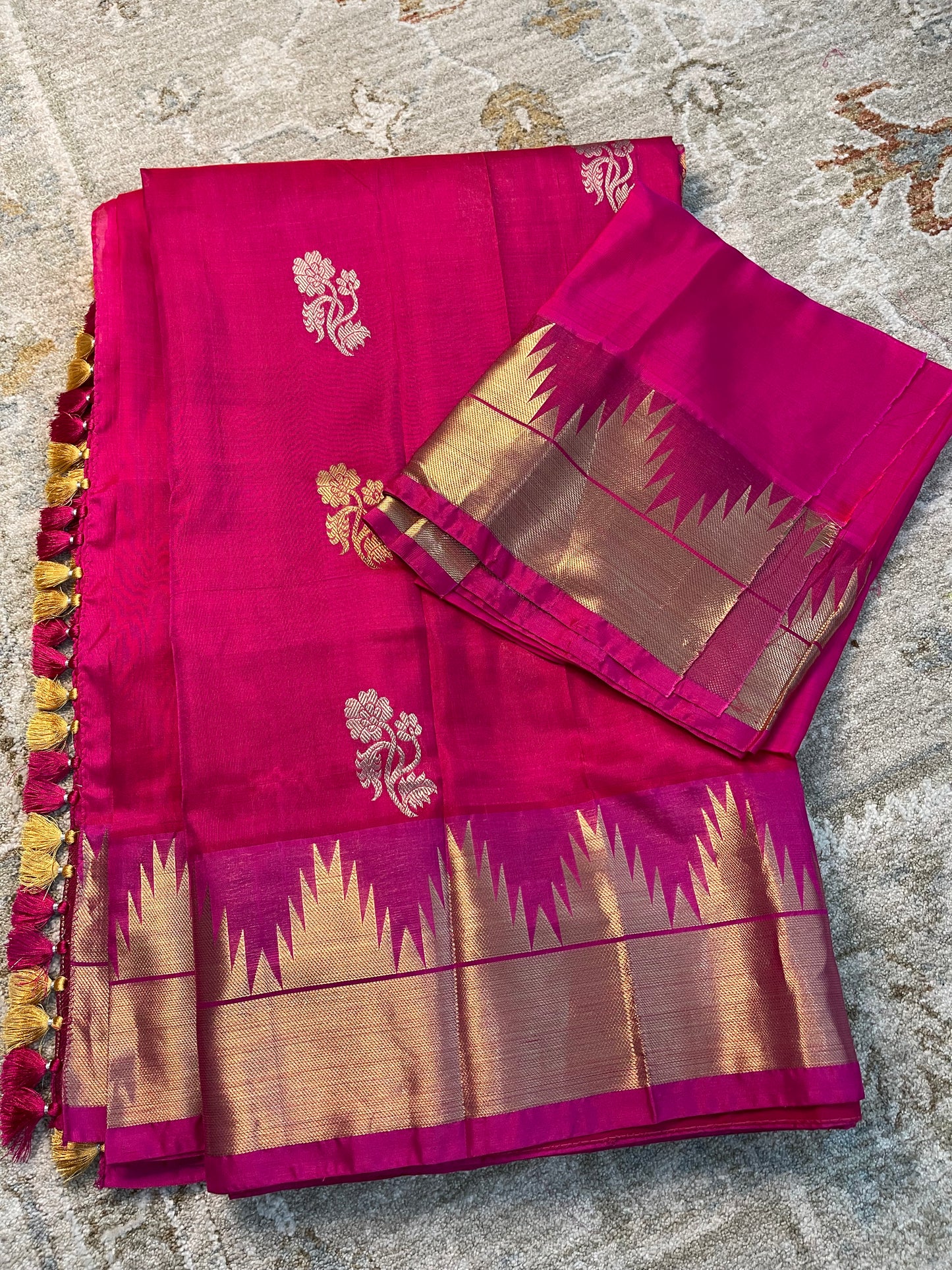 Elegant Rani Pink Silk Saree with Temple Border and Blouse