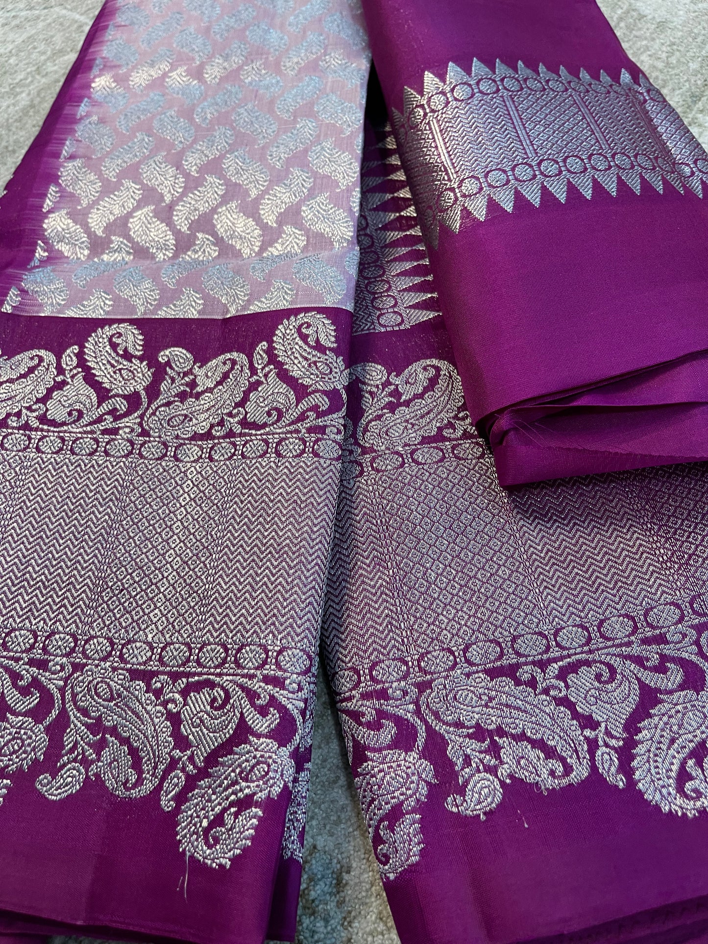 Unique Light Purple Saree with Crimson Zari Border
